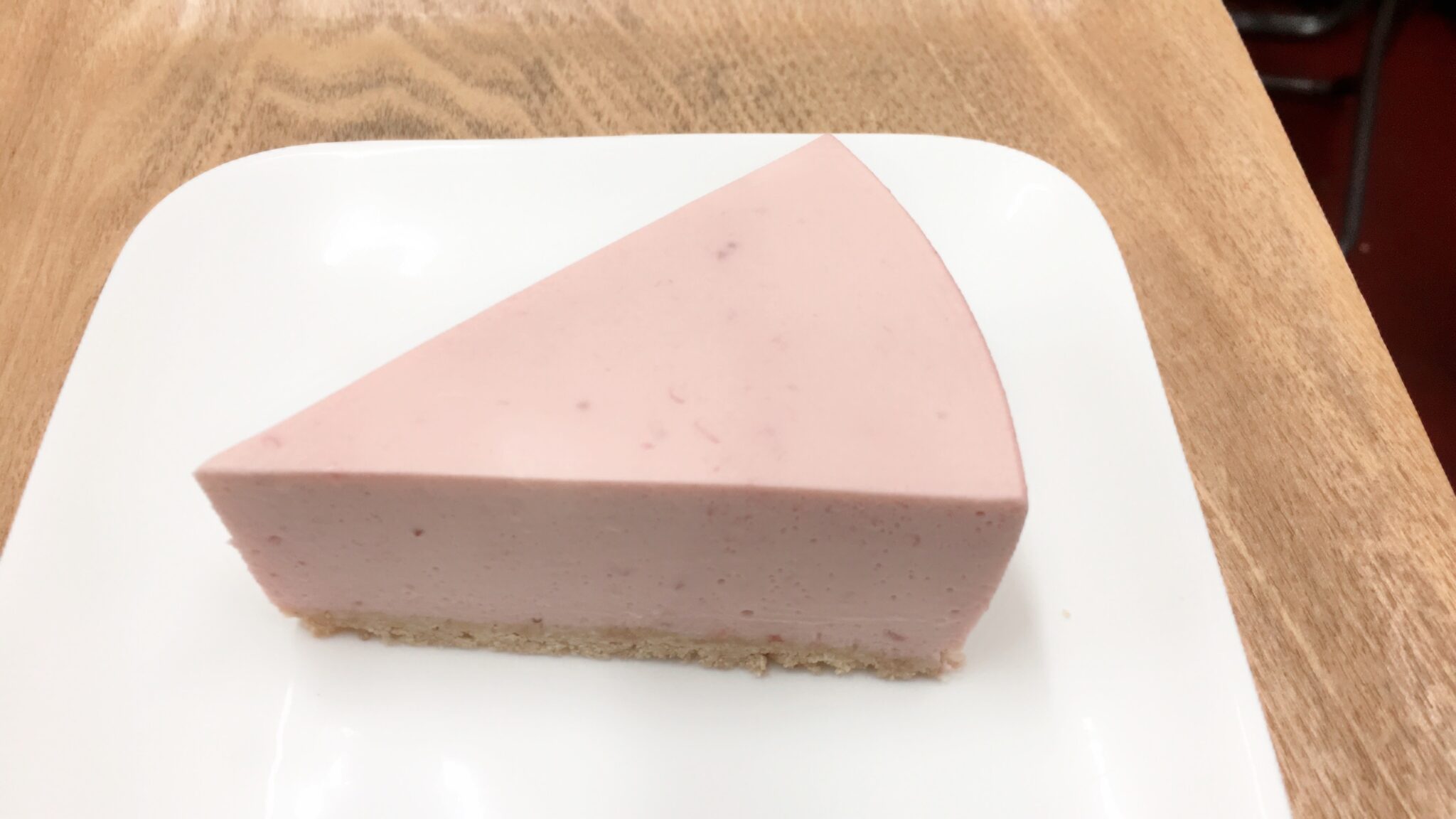 苺のレアチーズ　520円