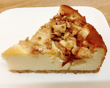 りんごのチーズケーキ　440円
